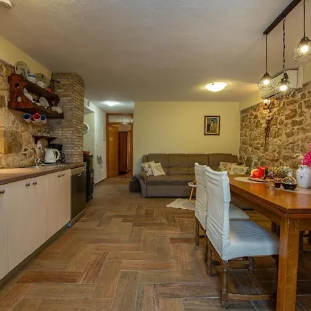 Ferienhaus Adria Serenity With Hot Tub Jovici (Zadar)