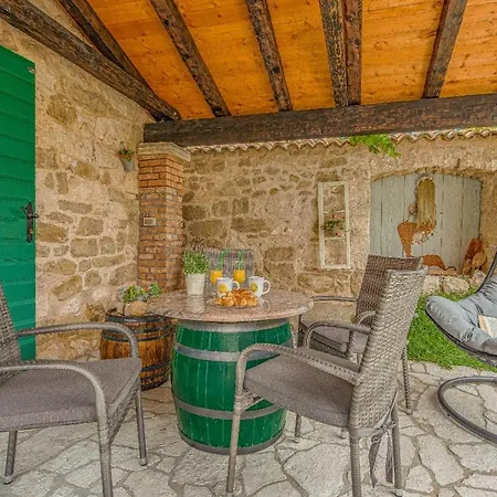 Adria Serenity With Hot Tub *