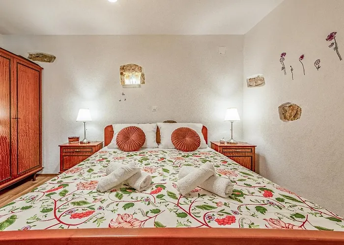 Adria Serenity With Hot Tub Casa vacanze Jovici (Zadar)