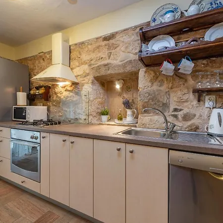 Holiday home Adria Serenity With Hot Tub