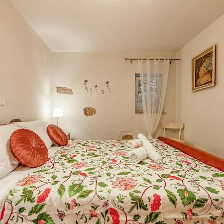 Holiday home Adria Serenity With Hot Tub Jovici (Zadar)